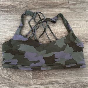Lululemon free to be wild bra